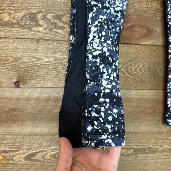 Zella Splatter Print Leggings Black/Gray Mesh Detail Pull-On Size XS - Picture 3 of 5